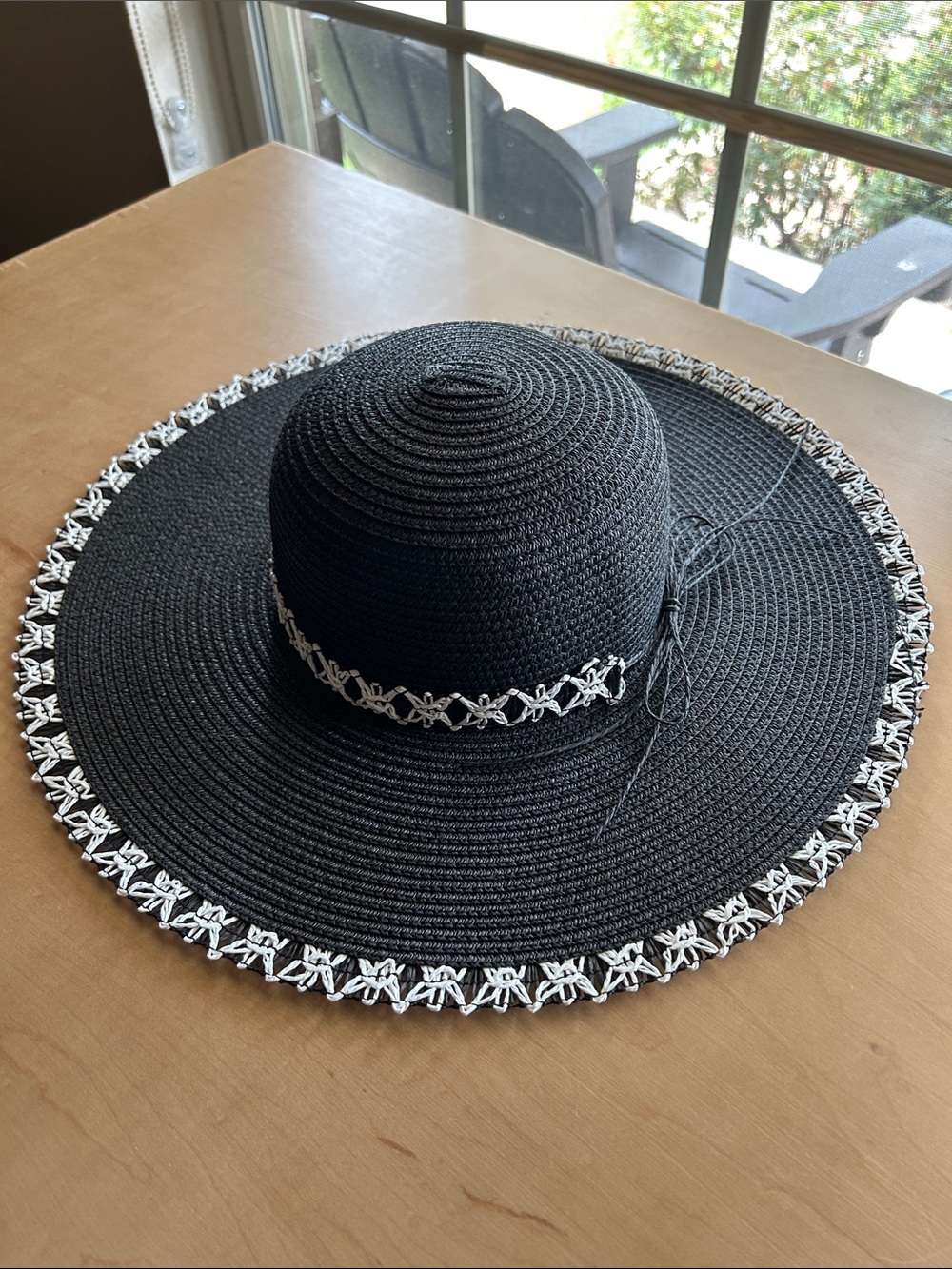 Womens Black Wide-Brim Sun Hat with White Trim